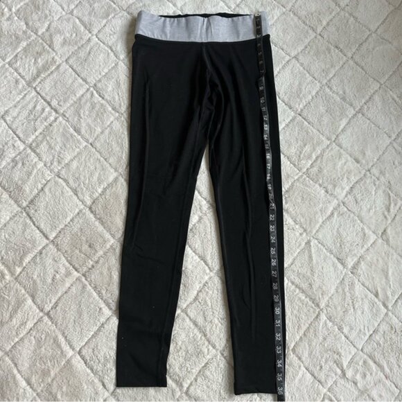 Victoria's Secret PINK | Black & Gray Reversible Ultimate Leggings | Size Small - Picture 13 of 15